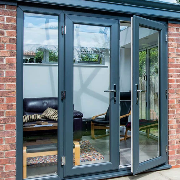 Сколько стоит установить ПВХ-дверь